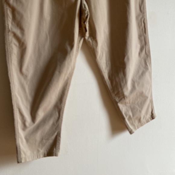 COS cream cropped baggy chino pants - Picture 4 of 13